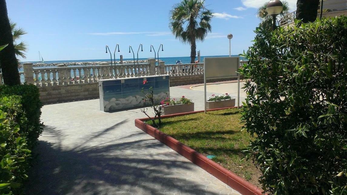 Apartamentos Marina Sol De Espana Cambrils Ngoại thất bức ảnh